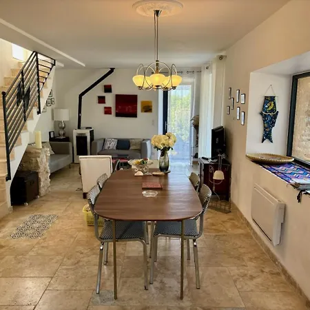 Maison De Charme Avec Piscine * Simiane-la-Rotonde