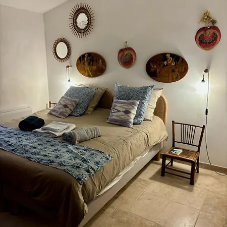 Maison De Charme Avec Piscine Дом отдыха *